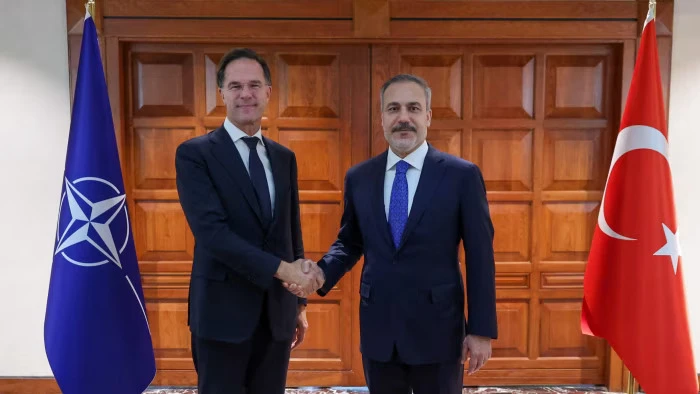 هل تطوّرت الصناعات الدفاعيّة التركيّة بسبب وجود تركيا في الناتو، وتأخّرت مصر بسبب عدم وجودها في الناتو؟